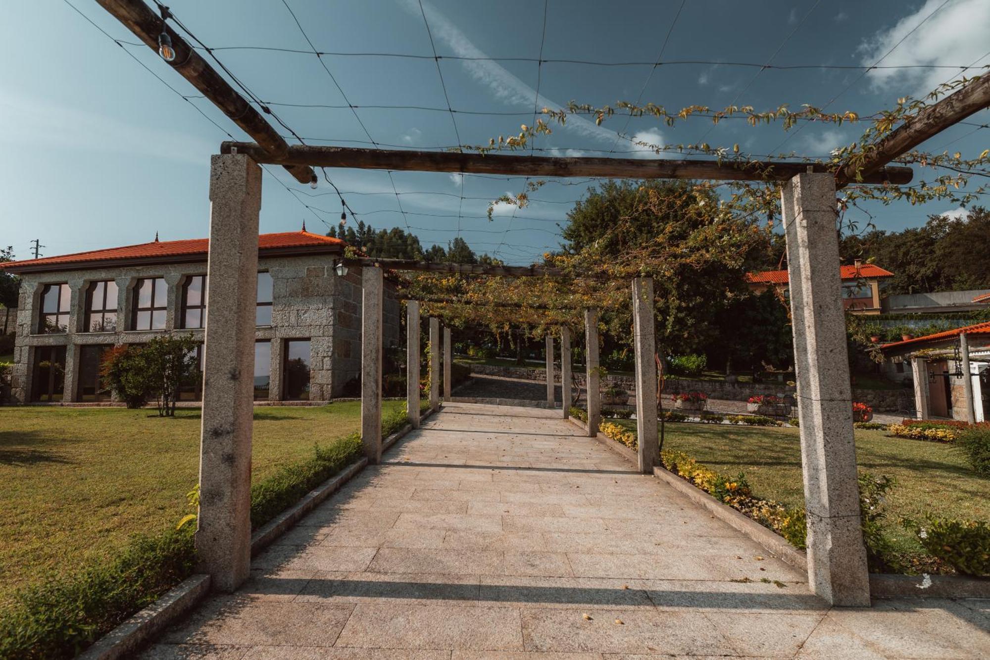 Quinta Da Eira Do Sol Villa Guimaraes Exterior photo